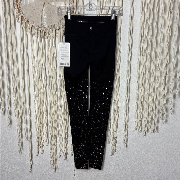 Lululemon NWT Wunder MR Tight 28" Black and Gold Special Edition 2 - Picture 3 of 8